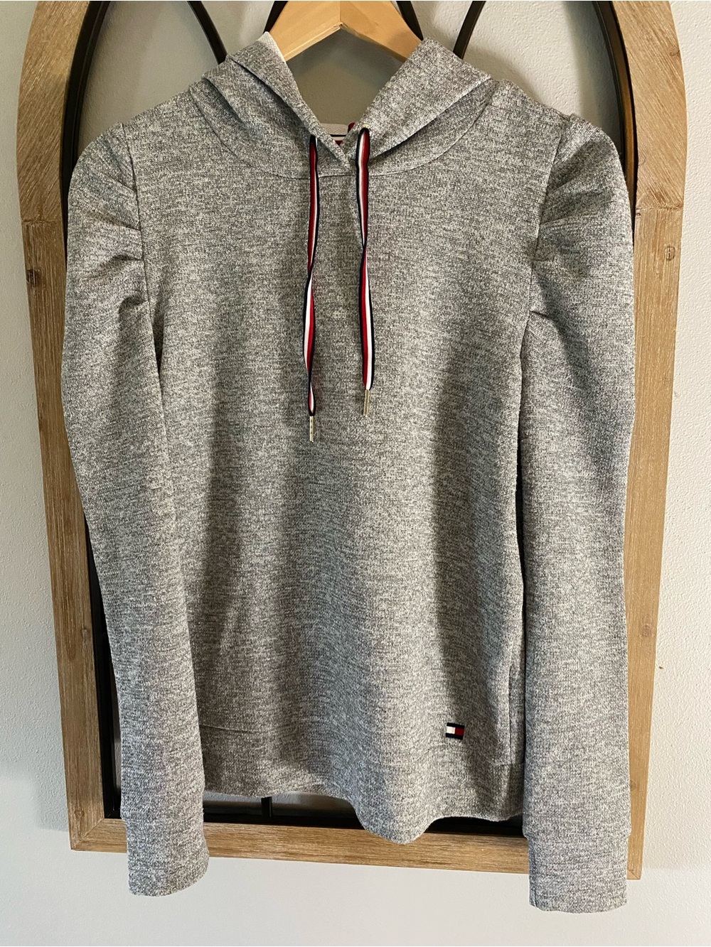 Tommy Hilfiger Small Gray Puff Sleeve  Pullover Hoodie with Drawstrings